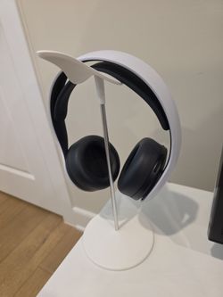 PlayStation Pulse 3D Wireless Headset - Perfect Condition - $20