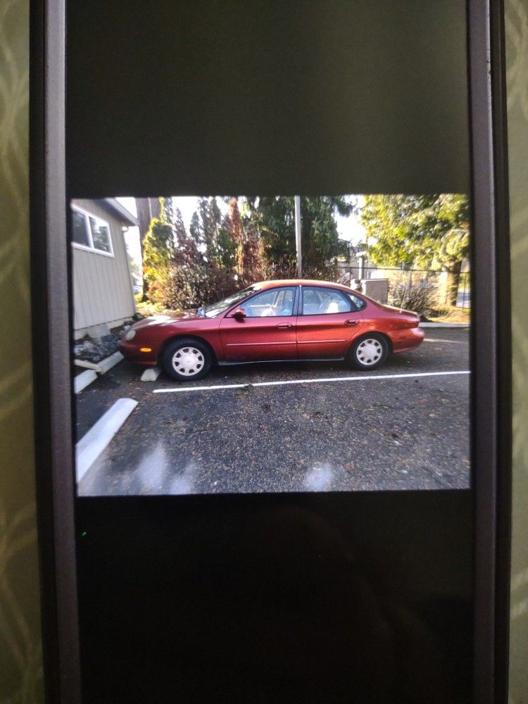 1998 Ford Taurus