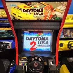 Daytona USA Race Car Arcade