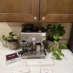 Breville Barista Express Coffee Machine