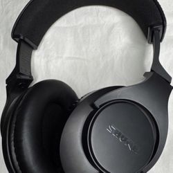 Shure SRH440 Professional UOver Ear Black Studio Refere