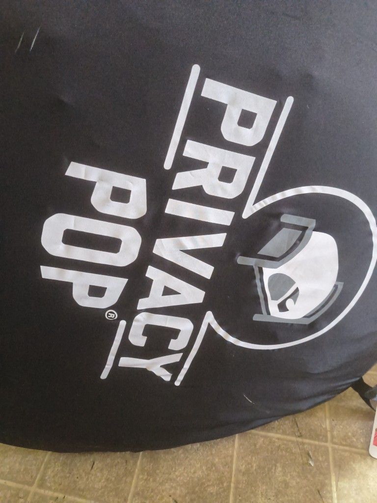 Privacy Popup Tent Full/Queen Size 
