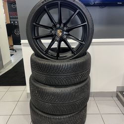 Winter Wheel Set Porche 911 20/21- Inch Carrera S Satin Matt