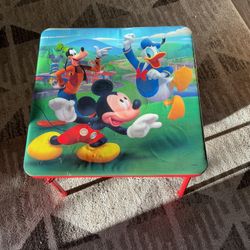 Kids Table And Drawer