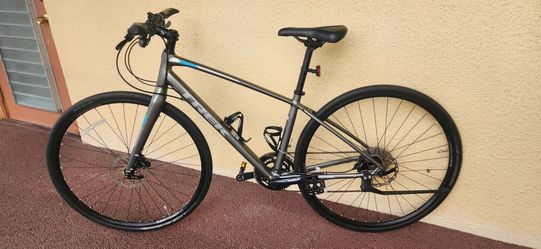 Treck FX S4 fitness bicycle.