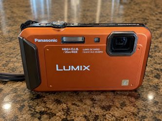 Panasonic LUMIX [DMC-TS20] Underwater Camera/Video 🎥📷