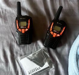Cobra ACXT345 Walkie Talkies