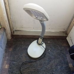 Lamp Works Good $8.00