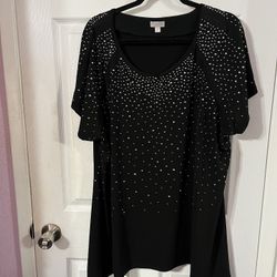 Women’s Size 22 / 24 Tunic LengthTop with shirt length sleeves.   Color black with sequins .  Made of 95% Polyester and 5% Spandex. . Brand VIP knits 