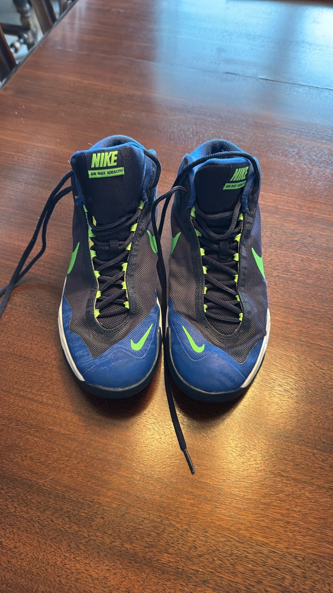 Nike Air Max Basketball Shoes Size 8