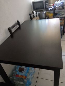 Dinning table with 4 chairs