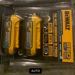 Dewalt power stack battery DEWALT POWERSTACK 20-V 2-Pack 1.7 Amp-Hour; 1.7 Amp-Hour Lithium-ion Battery