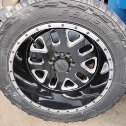 20" Chevy 6 Lug Wheels