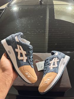 Kith Ronnie Fieg x ASICS Gel-Lyte III Salmon Toe 2026 - Size 7