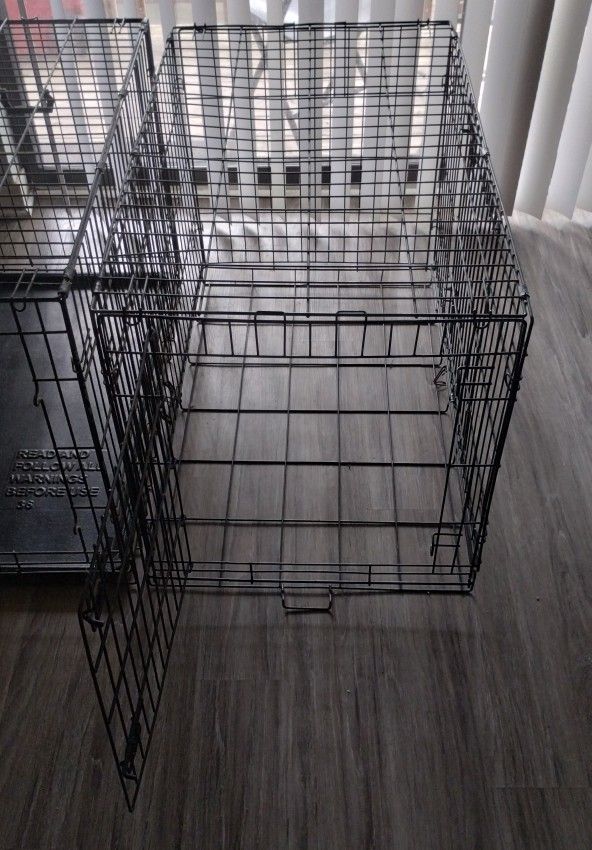Large Metal Dog Crate 36x22x24.5 Inches