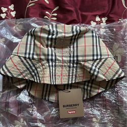 Supreme Burberry Crusher