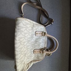 Michael Kors Handbag W Strap