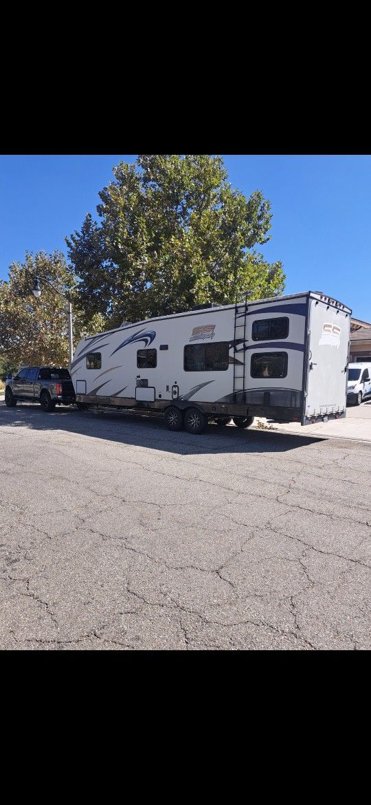 2012 Sandsport Toy Hauler Needs Work