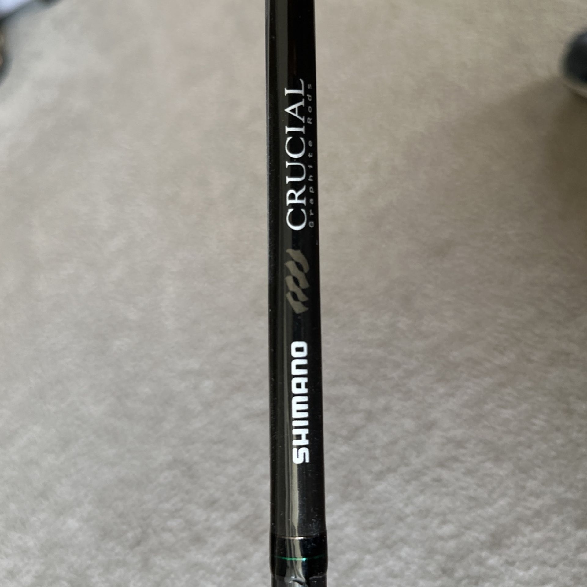 best price on shimano crucial rods  The Hook Up Tackle This process reinforces the lower blank with opposing carbon wraps to reduce twist and flex Shimano Crucial 7' Baitcasting Rod