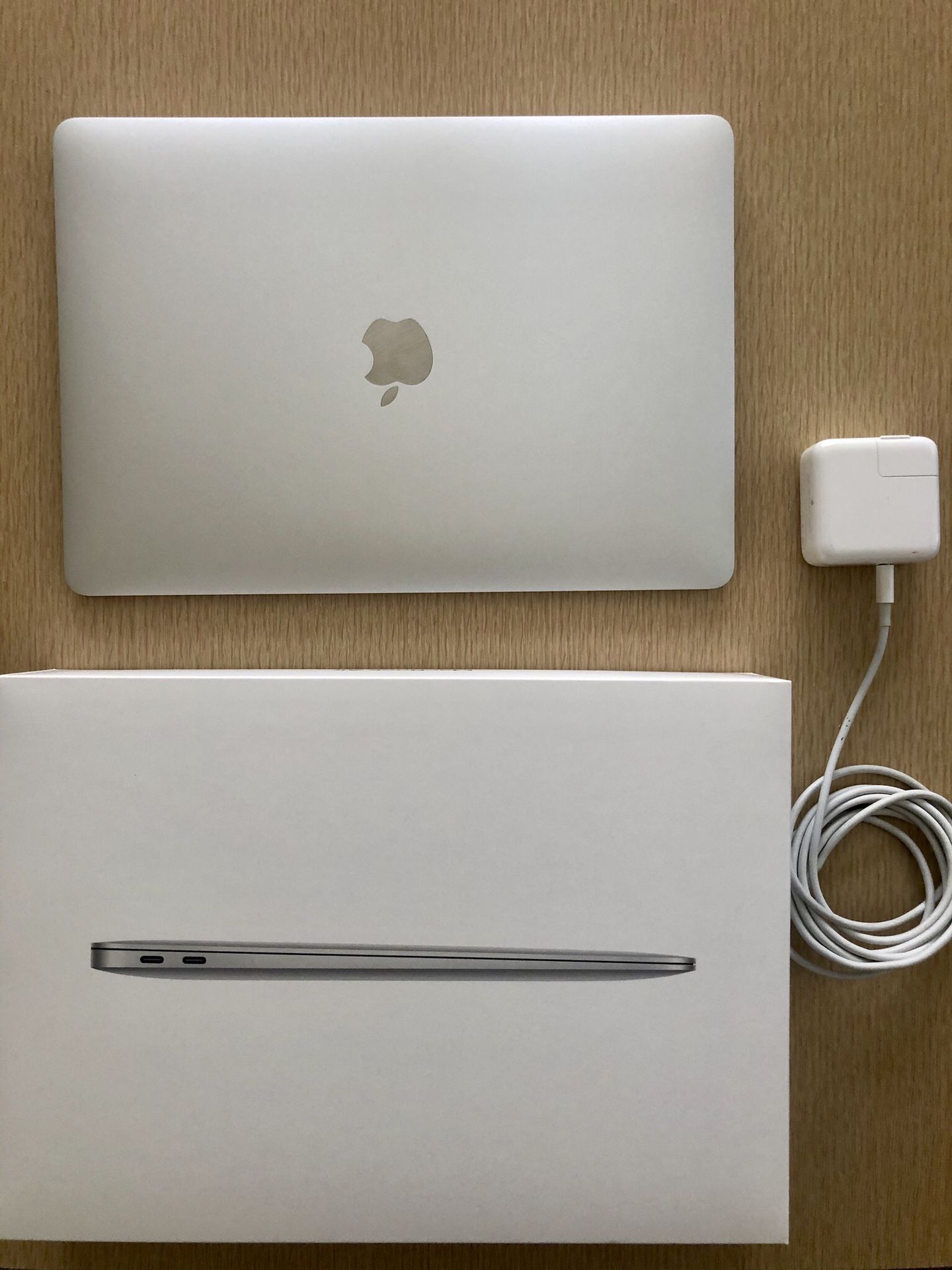 MacBook Air (Dec 2018) Silver 128gb