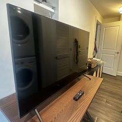 50 Inch Samsung UHD Smart TV 