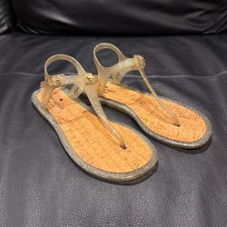 Kate Spade New York Women's Yari Gold T Strap Jelly Sandal Shoes Size 7 NEW