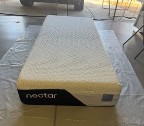 Like New Nectar Classic Memory Foam Twin Mattress