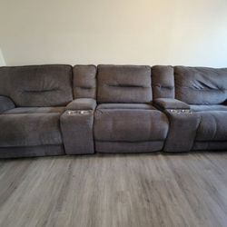 Pacifica Gray Power Reclining Couch Sofa