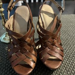 Stuart Weitzman Classy Pumps