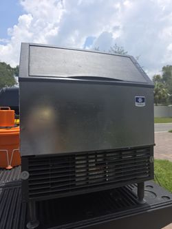 Ice machine