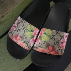 GG Blooms Supreme Floral Slide Sandals 