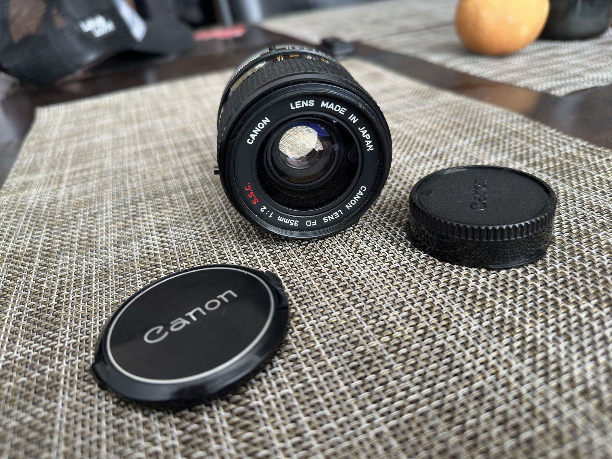 Canon FD 35mm f/2.0 S.S.C. Lens for film cameras