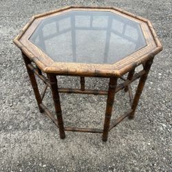 Corner Table