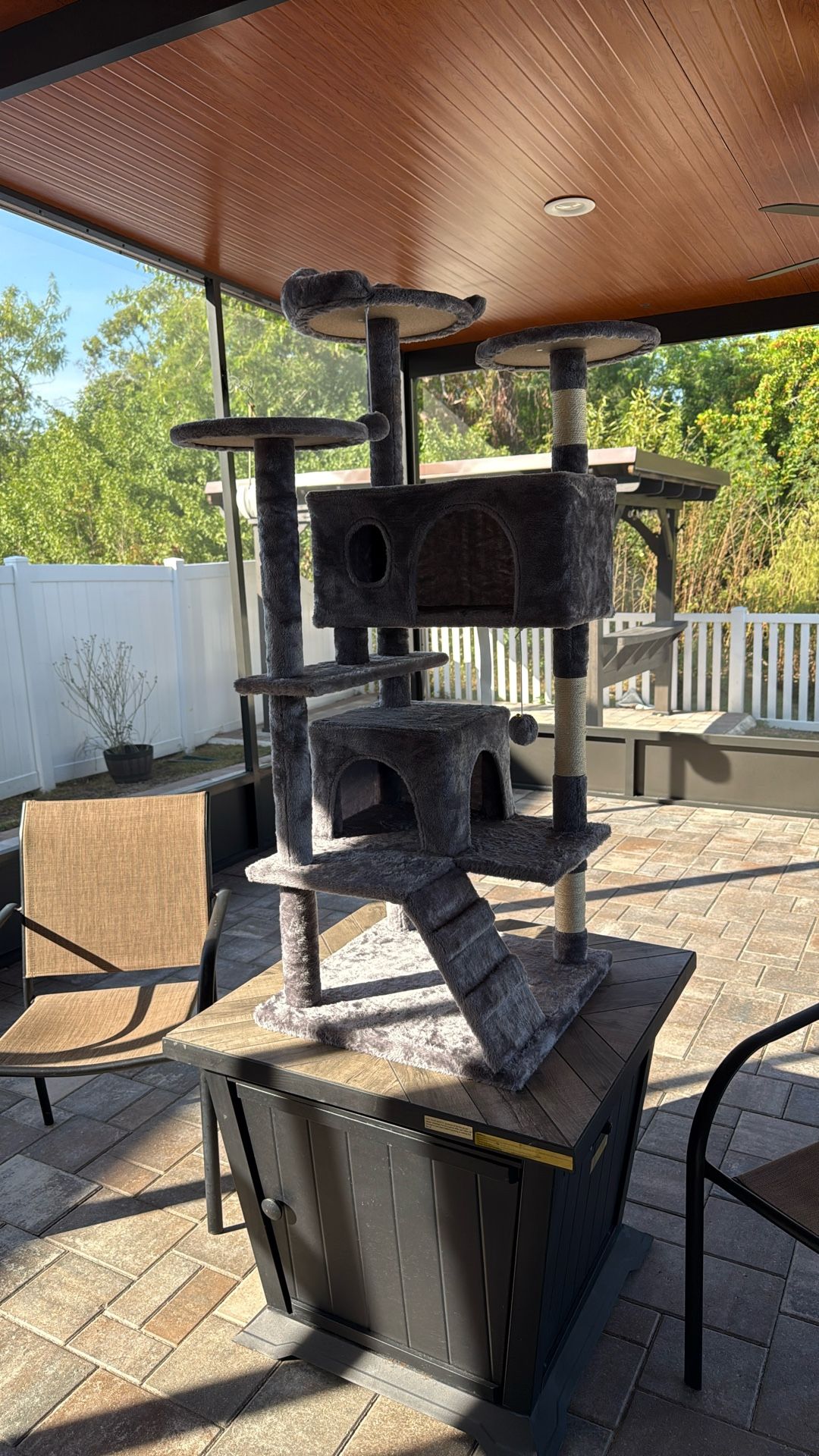 Tree House For Cats / Kittens