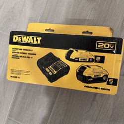 DEWALT20V MAX Battery Kit with 5.0Ah and 2.0Ah Battery and Charger. NEW