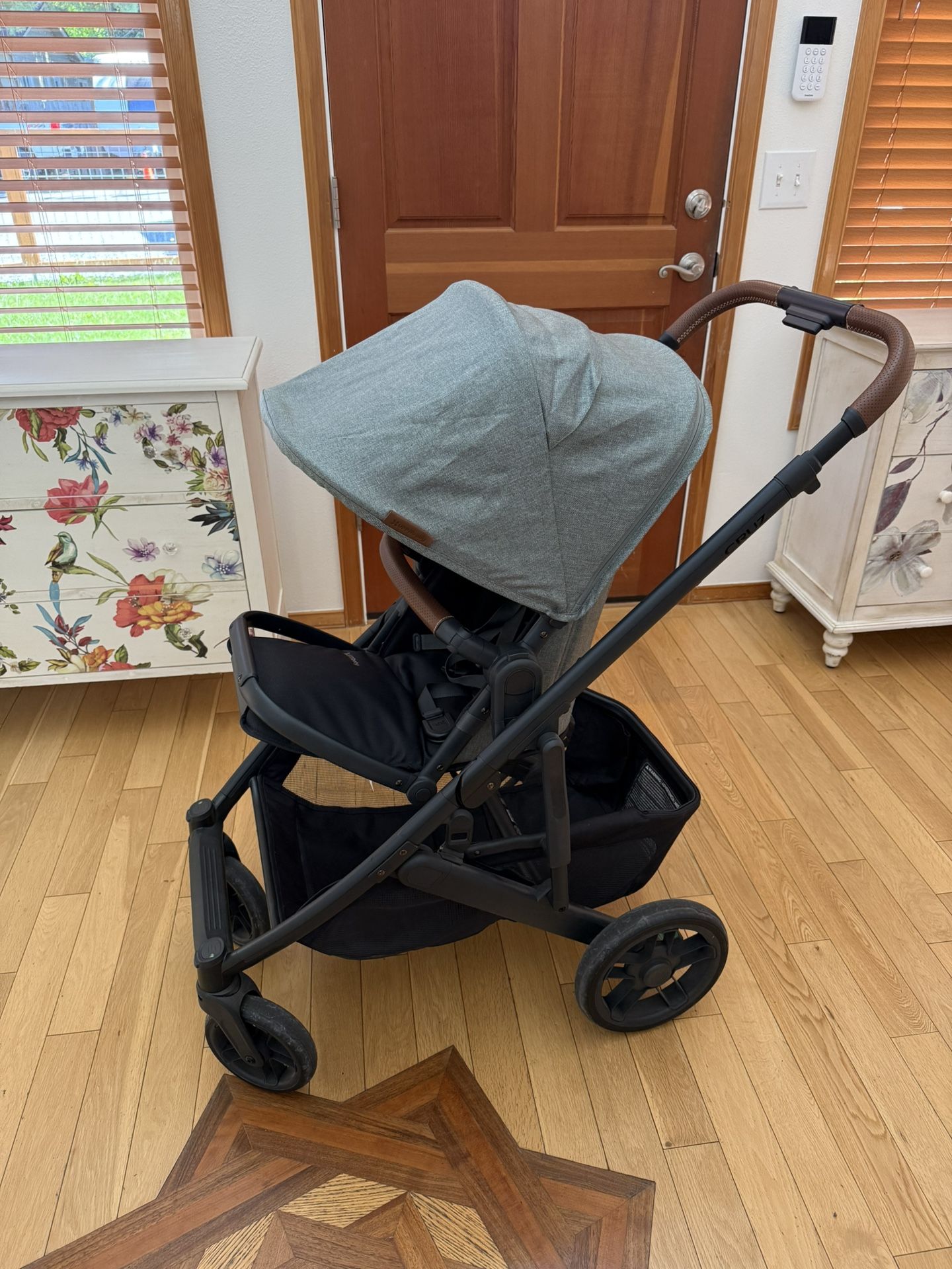 Uppababy Cruz V2 (Gwen/Green Melange)