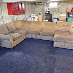 Large 3 Piece Sectional Couch 