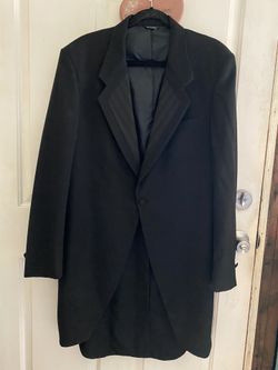 After Six Desmond’s Men’s Formal Wear Black Knee Length Tuxedo Jacket - Perfect For Prom Or Wedding 