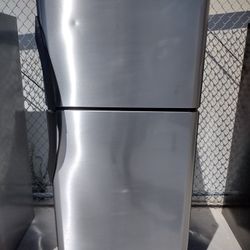 FRIGIDAIRE 21 CUFT STAINLESS STEEL