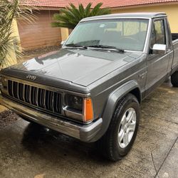 1988 Jeep Comanche Laredo