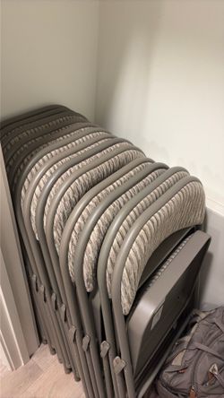 13 folding chairs (Costco)