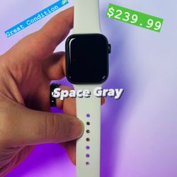 Apple Watch SE 40mm (GPS) Space Gray **EXCELLENT CONDITION**