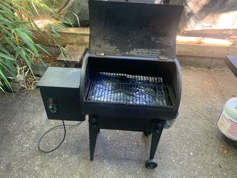 Traeger Tailgater (Small)