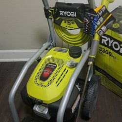 RYOBI

3300 PSI 2.5 GPM Cold Water Gas Pressure Washer with Honda GCV200 Engine