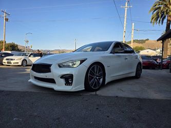 2017 INFINITI Q50