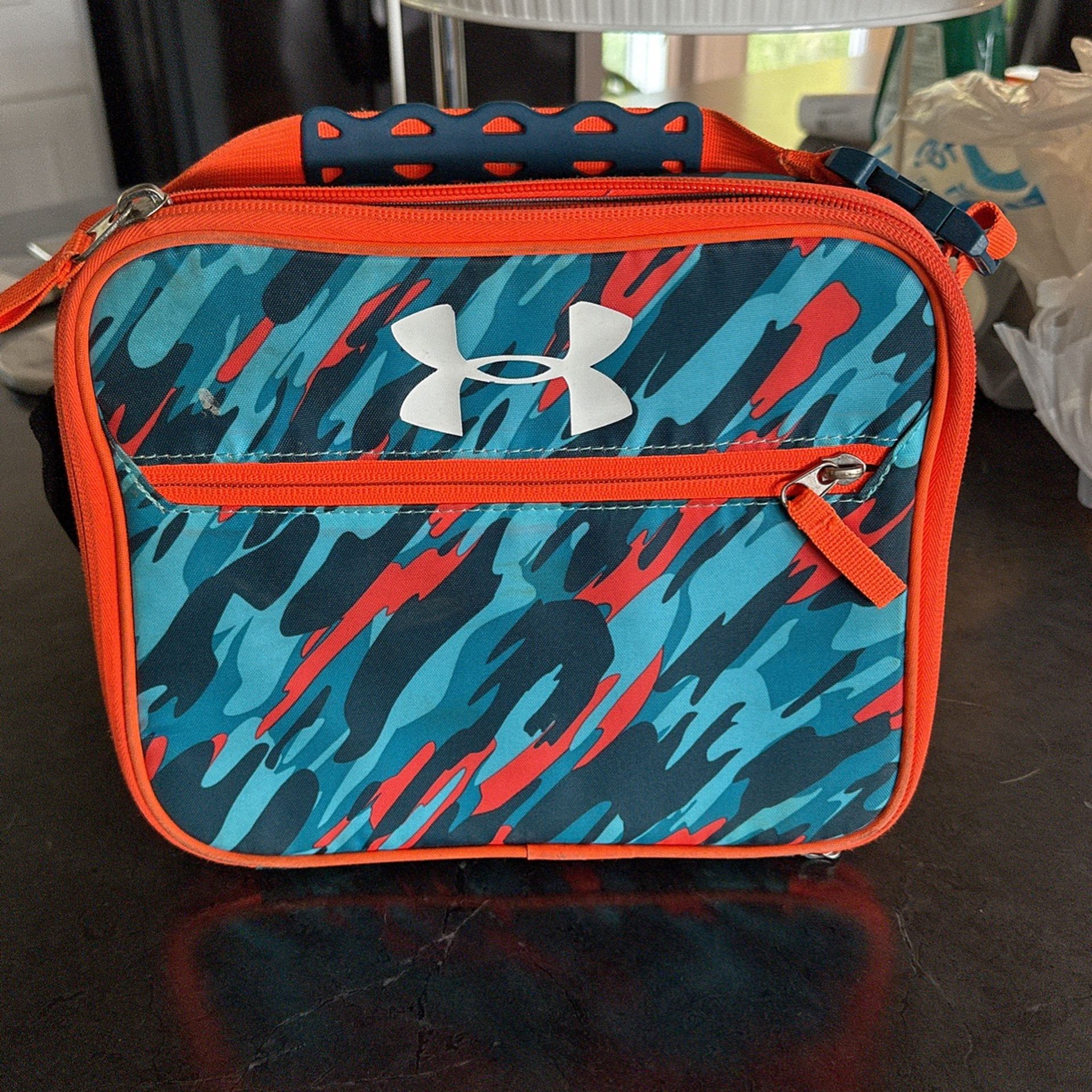 Lunch box