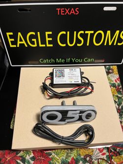 Q50 LED EMBLEM BADGE: MULTICOLOR FLOW (2014-2024)