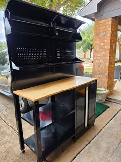 Husky  Workbench  Workstation  READ BELOW. FIRM PRICE.