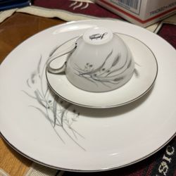 Lynnbrooke Fine China - Serenity 