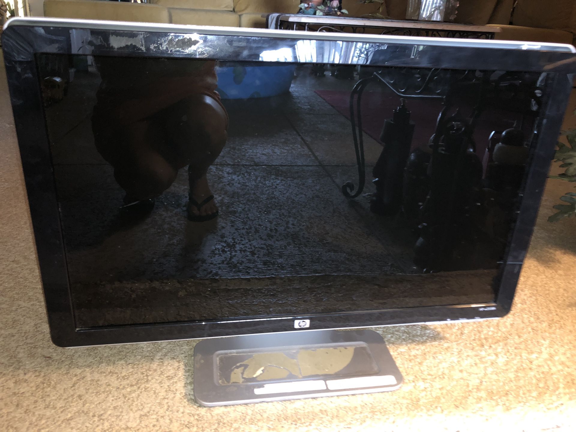 hp w2338h 23inch widescreen monitor for Sale in Orlando, FL OfferUp